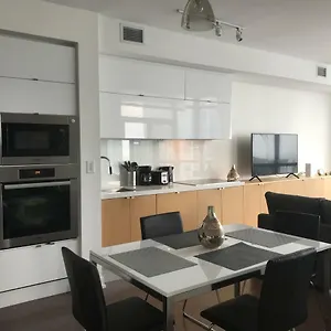 Apartment Downtown Luxurious Stylish 3 Bedroom 3 Bath 2 Balconies Near Rogers Centre Lakeview Toronto